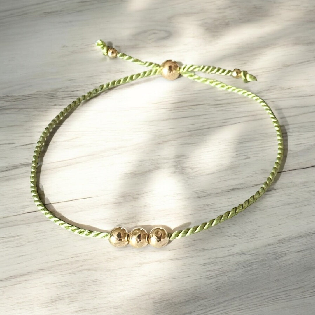 Trio bracelet khaki & beige avec Or rempli 14K avec soie naturelle