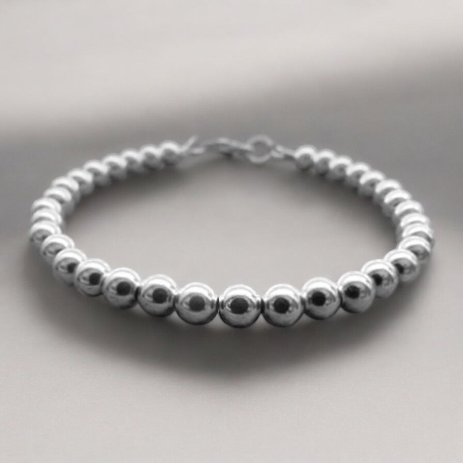Frédérique 5mm - Bracelet complet de billes d’argent sterling 9.25, 5mm, avec fermoir