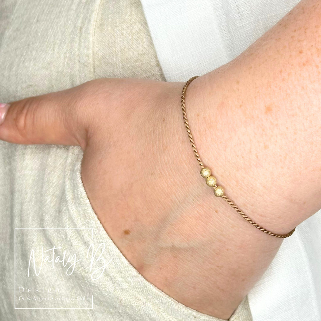 Bracelet Or 14K, poussière d'étoiles et soie naturelle