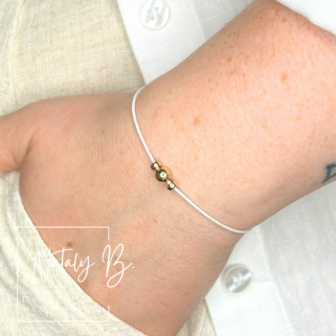Bracelet avec perles Or 14K et soie naturelle